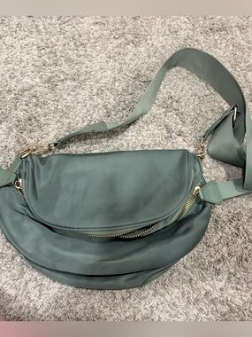 Green Bum Bag